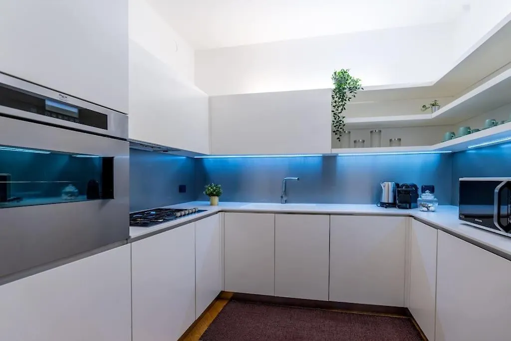 Porta Romana Luxury Home Milan Italy