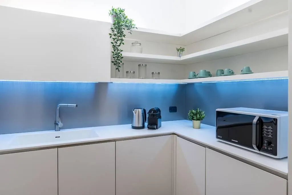 Porta Romana Luxury Home ميلان شقة
