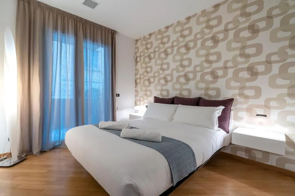 Porta Romana Luxury Home contacts